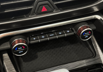 Подержанный автомобиль Geely Tugella 2021 года (14 фото)