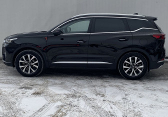 Подержанный автомобиль Chery Tiggo 7 Pro Max 2023 года (8 фото)