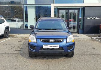 Подержанный автомобиль Kia Sportage 2009 года (2 фото)