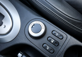 Подержанный автомобиль Nissan Qashqai 2008 года (19 фото)