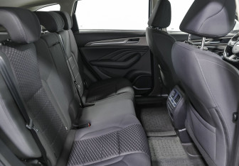 Подержанный автомобиль Haval F7 2019 года (13 фото)