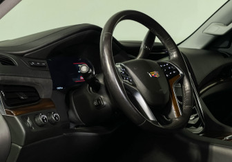 Подержанный автомобиль Cadillac Escalade Suv 2019 года (13 фото)