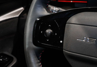 Подержанный автомобиль Jetour Dashing 2023 года (36 фото)