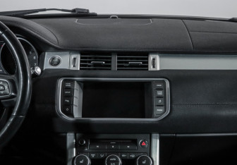 Подержанный автомобиль Land Rover Range Rover Evoque 2014 года (13 фото)