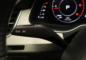 Подержанный автомобиль Audi Q7 2018 года (11 фото)