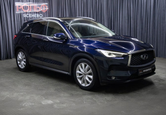 Подержанный автомобиль Infiniti QX50 2018 года (3 фото)