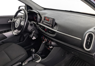 Подержанный автомобиль Kia Picanto 2018 года (13 фото)