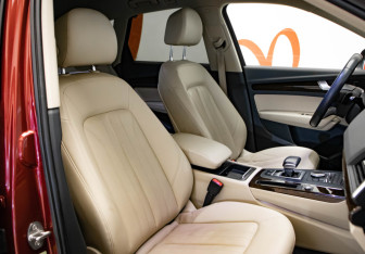 Подержанный автомобиль Audi Q5 2018 года (32 фото)