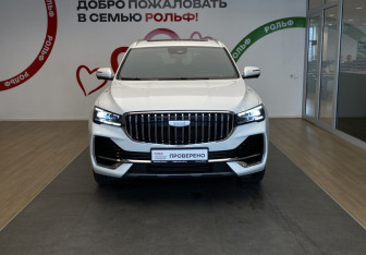 Подержанный автомобиль Geely Monjaro 2025 года (2 фото)
