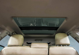 Подержанный автомобиль Infiniti JX 2013 года (18 фото)