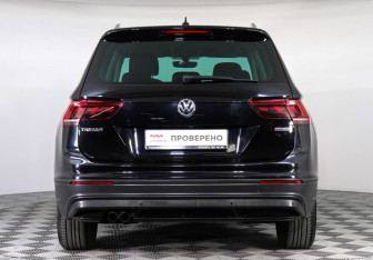 Подержанный автомобиль Volkswagen Tiguan 2018 года (6 фото)