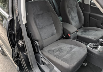 Подержанный автомобиль Volkswagen Tiguan 2015 года (22 фото)