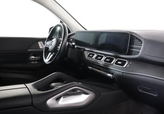 Подержанный автомобиль Mercedes-Benz GLE 2020 года (9 фото)