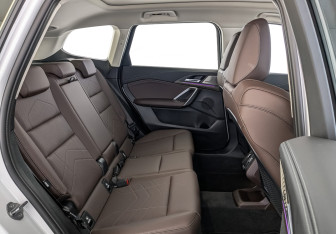 Новый BMW X1 2024 (12 фото)