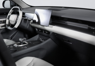 Подержанный автомобиль Jetour Dashing 2023 года (9 фото)