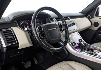 Подержанный автомобиль Land Rover Range Rover Sport 2021 года (15 фото)