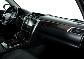 Подержанный автомобиль Toyota Camry Sedan 2014 года (7 фото)