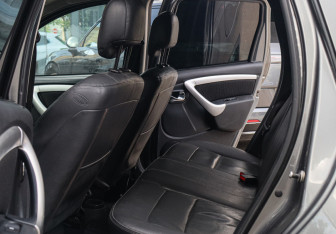 Подержанный автомобиль Nissan Terrano 2014 года (8 фото)