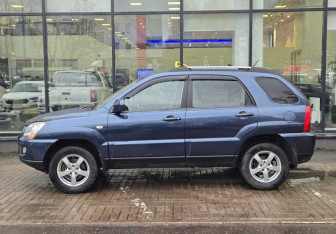 Подержанный автомобиль Kia Sportage 2010 года (5 фото)