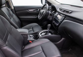 Подержанный автомобиль Nissan X-Trail 2018 года (9 фото)