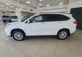 Подержанный автомобиль Haval M6 2023 года (8 фото)