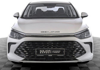 Подержанный автомобиль BAIC U5 Plus 2024 года (2 фото)