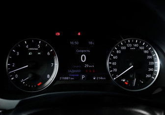 Подержанный автомобиль Infiniti QX50 2019 года (11 фото)