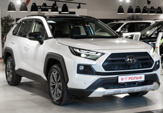 Новый Toyota RAV4 2025 (3 фото)