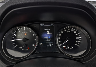 Подержанный автомобиль Nissan Qashqai 2022 года (16 фото)