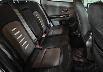 Подержанный автомобиль Kia Ceed Hatchback 2012 года (10 фото)