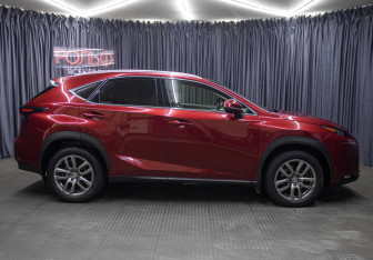 Подержанный автомобиль Lexus NX 2015 года (4 фото)