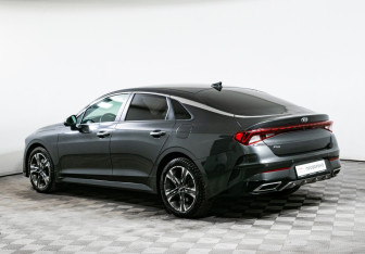 Подержанный автомобиль Kia K5 2020 года (7 фото)