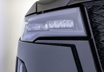 Подержанный автомобиль Cadillac Escalade Suv 2023 года (11 фото)