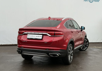 Подержанный автомобиль Geely Tugella 2022 года (5 фото)