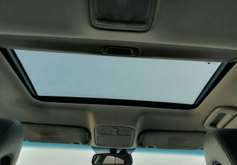 Подержанный автомобиль Hyundai Grandeur 2008 года (21 фото)