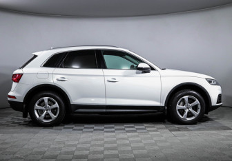 Подержанный автомобиль Audi Q5 2017 года (4 фото)