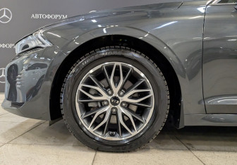 Подержанный автомобиль Kia K5 2020 года (26 фото)