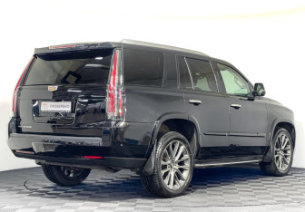 Подержанный автомобиль Cadillac Escalade Suv 2019 года (5 фото)