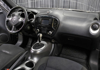 Подержанный автомобиль Nissan Juke 2011 года (7 фото)