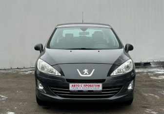 Подержанный автомобиль Peugeot 408 2014 года (2 фото)