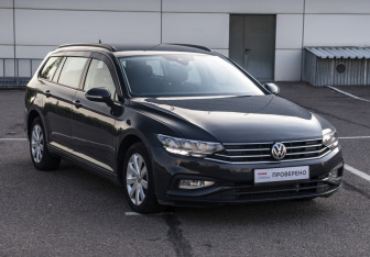 Подержанный автомобиль Volkswagen Passat Wagon 2019 года (3 фото)