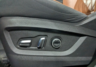 Подержанный автомобиль Chery Tiggo 8 Pro Max 2023 года (27 фото)