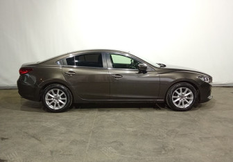 Подержанный автомобиль Mazda 6 Sedan 2017 года (7 фото)