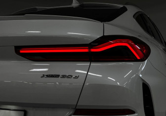 Подержанный автомобиль BMW X6 2020 года (31 фото)