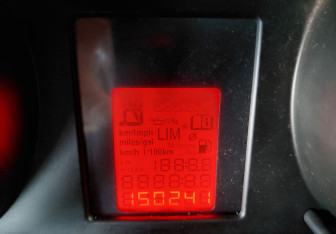 Подержанный автомобиль Opel Astra Wagon 2012 года (12 фото)