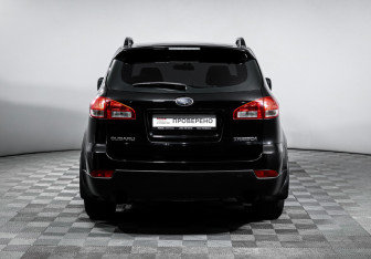 Подержанный автомобиль Subaru Tribeca 2007 года (6 фото)