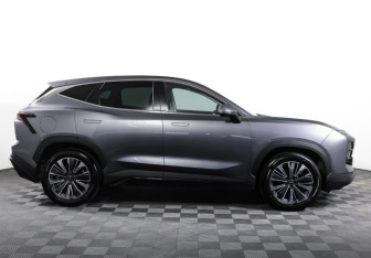Подержанный автомобиль Jetour Dashing 2023 года (4 фото)