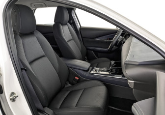 Подержанный автомобиль Mazda CX-30 2020 года (24 фото)