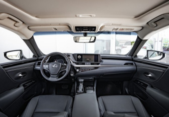 Новый Lexus ES 2025 (9 фото)