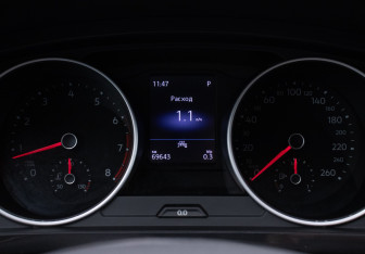 Подержанный автомобиль Volkswagen Tiguan 2020 года (12 фото)